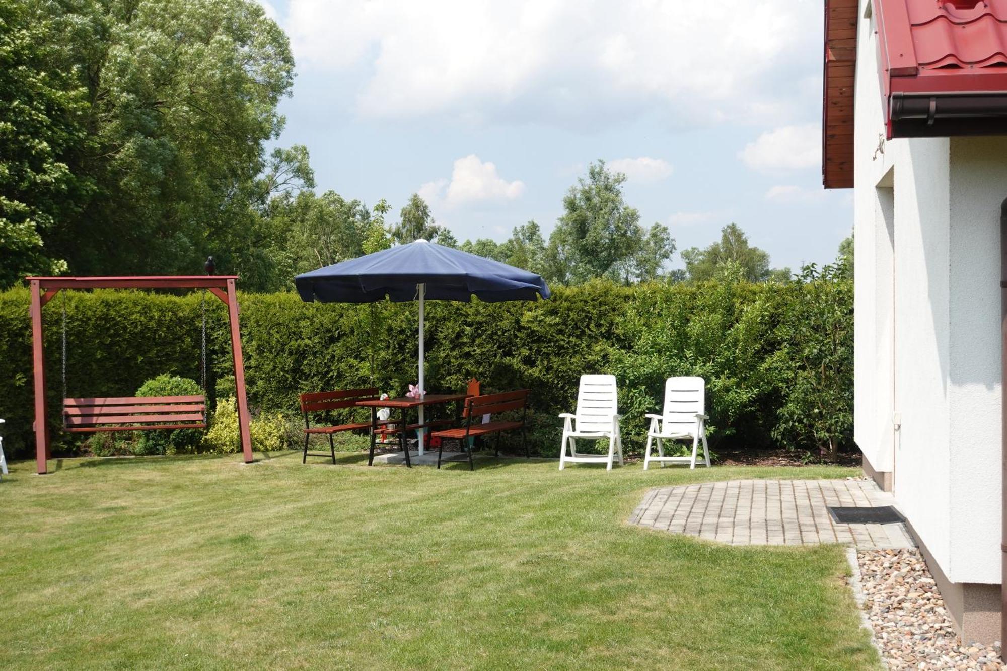 Mala Chatka Caloroczny Domek Krzeszow  Екстериор снимка